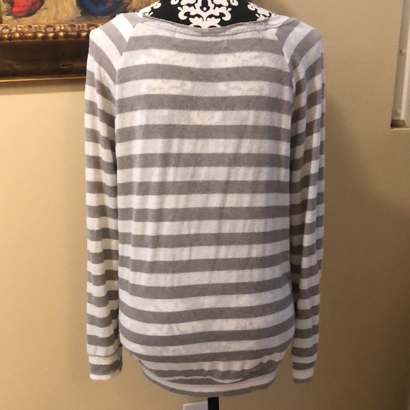 Vintage Havana Distressed striped loose fit long sleeved comfy sweater - Picture 4 of 10